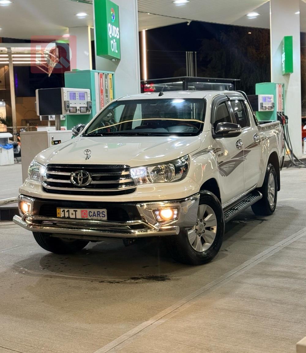 تويوتا هايلوكس